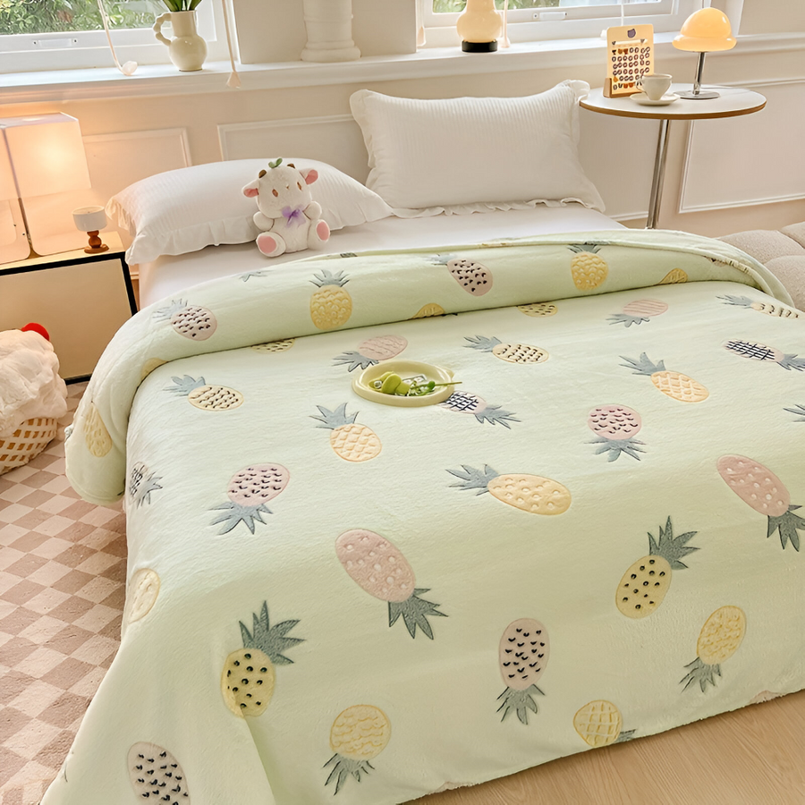 Soft Coral Fleece Throw Blanket with Pineapple Pattern