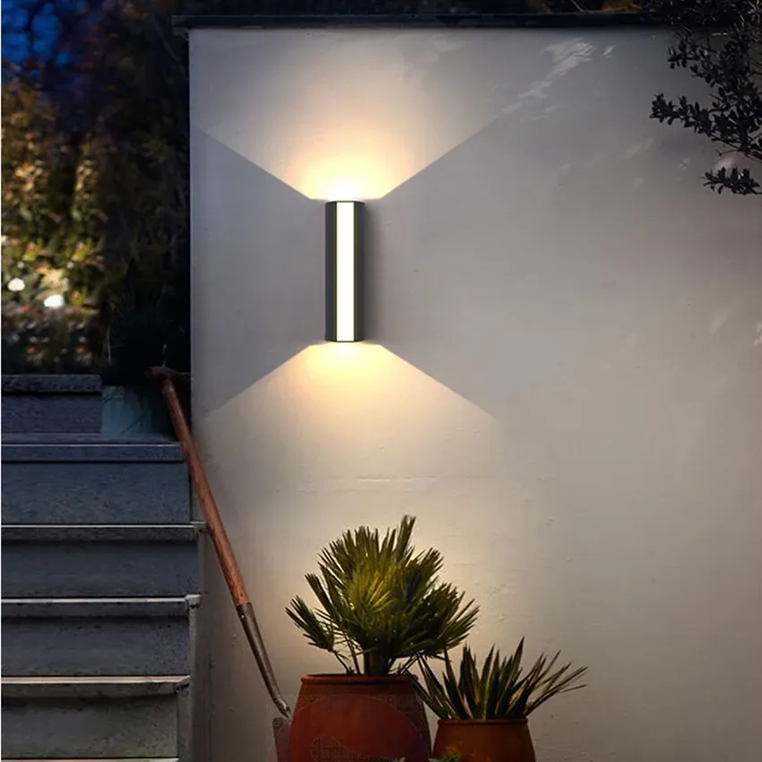Modern LED Outdoor Wall Light with Up and Down Lighting Waterproof