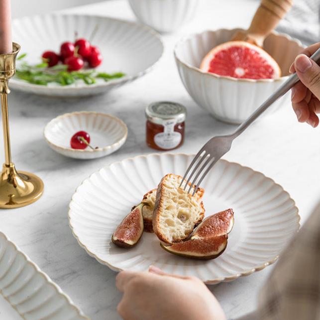 White Scalloped Ceramic Plates & Bowls Elegant Dinnerware